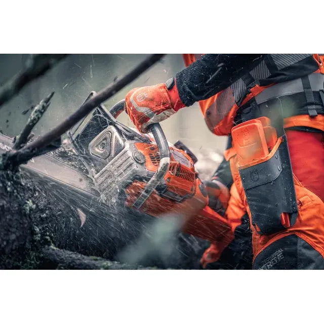 HUSQVARNA 592 XPG® Chain Saw - 92.7 CC - 7.6 HP* (Heated Handle)