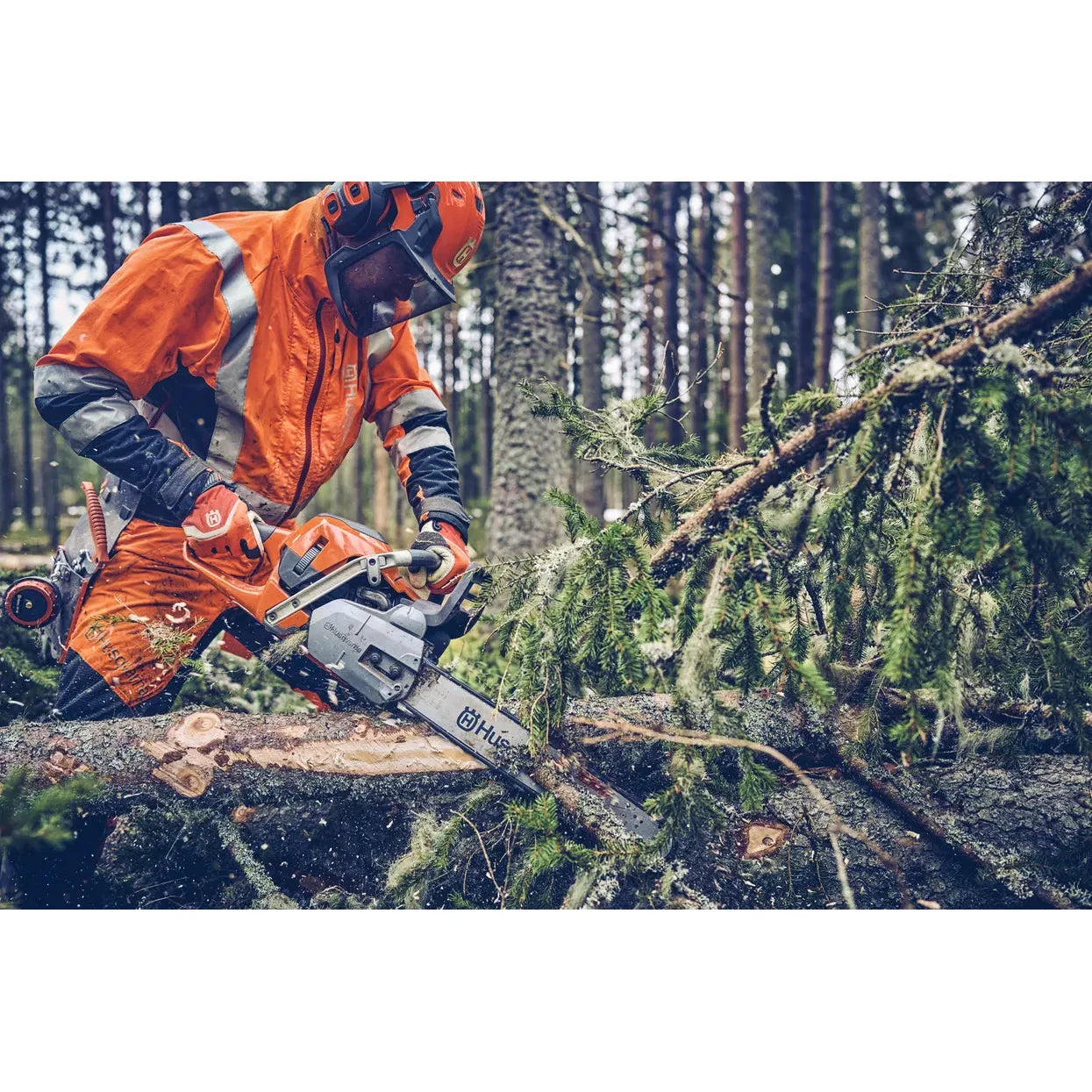 Husqvarna 562 XP® Mark II Chain Saw - 59.8 CC - 4.7 HP*