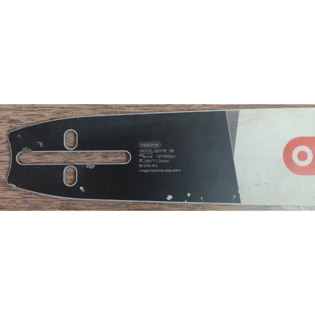 Oregon Lightweight VersaCut™ Guide Bar, 0VXLHD009 - .3/8" Pitch / .050" Gauge (D176 - Echo Large Mount) **Scratched / Blemished**