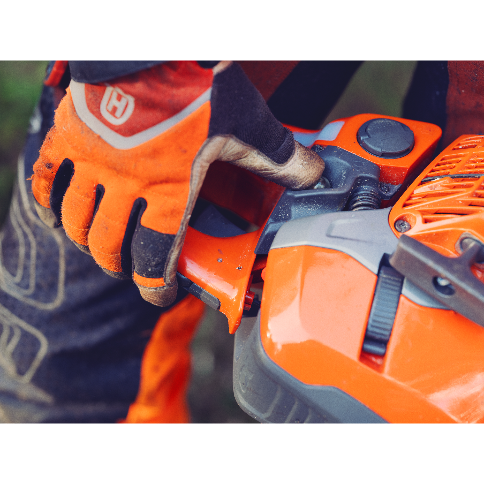 Husqvarna 564 XP® G Fuel Injected Chain Saw w/ Heated Handle - 60 CC (PRE-ORDER ONLY) - DEPOSIT REQUIRED (Copy)