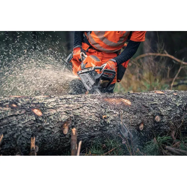HUSQVARNA 592 XPG® Chain Saw - 92.7 CC - 7.6 HP* (Heated Handle)